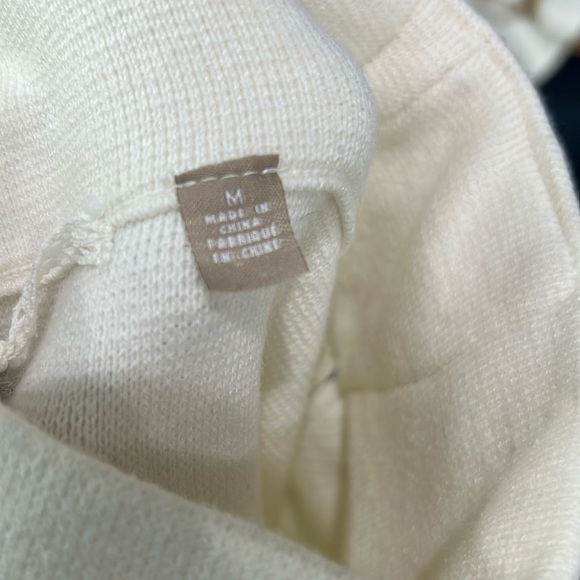 Anthropologie cream long sleeve sweater - Picture 3 of 9